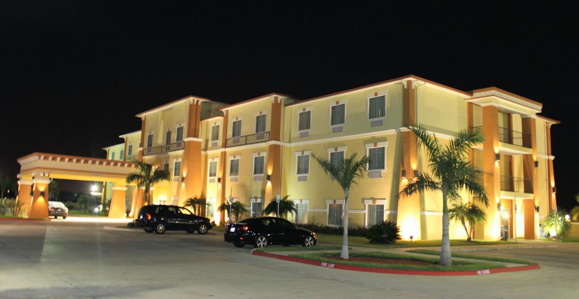 Super 8 By Wyndham Hidalgo At La Plaza Mall & Mcallen Airport Екстер'єр фото
