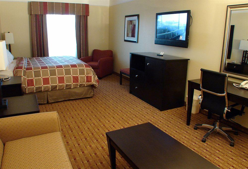 Super 8 By Wyndham Hidalgo At La Plaza Mall & Mcallen Airport Екстер'єр фото