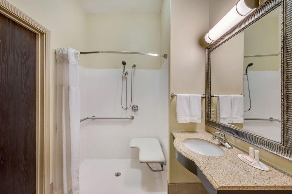 Super 8 By Wyndham Hidalgo At La Plaza Mall & Mcallen Airport Екстер'єр фото